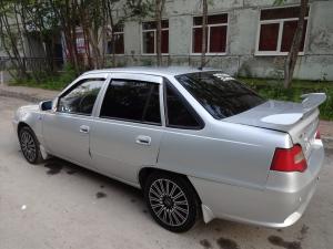 Недорогой узбекский автомобиль Daewoo Nexia