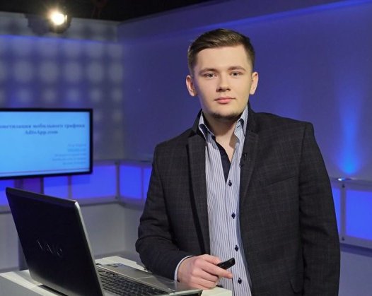Как рекламироваться в пабликах «ВКонтакте».</p>
<p>Лайфхак от Егора Карпова, AdtoApp
